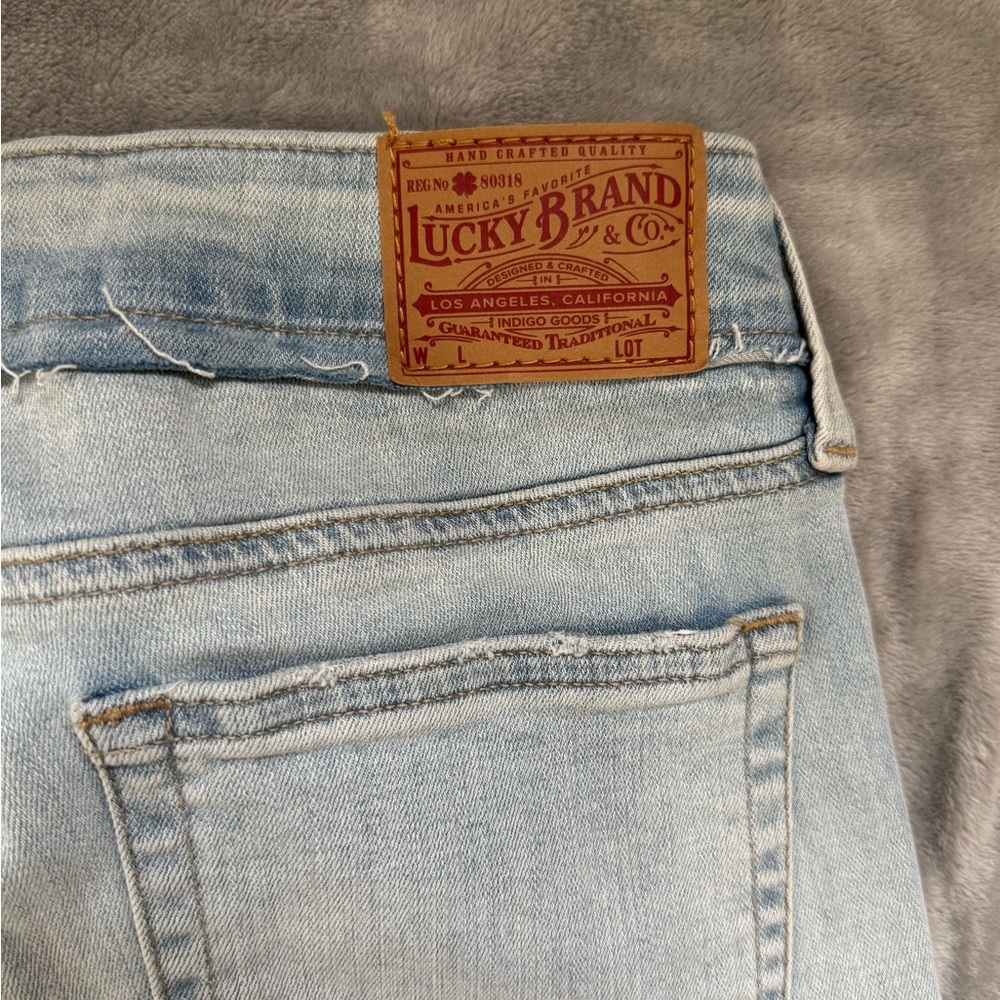 Lucky Brand Light Blue Denim Jeans - Picture 4 of 4